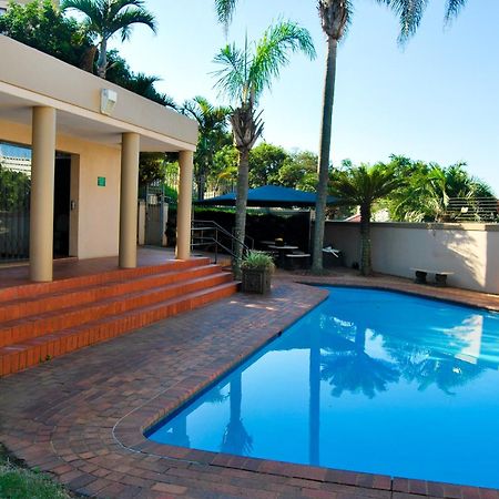 Appartamento 7 The Shades Umhlanga Rocks Durban Esterno foto