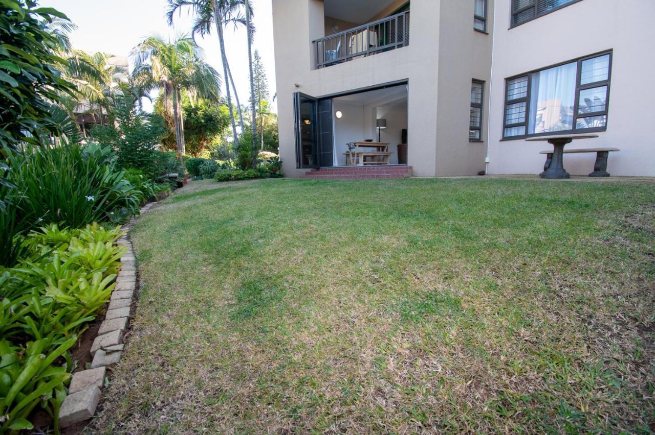 Appartamento 7 The Shades Umhlanga Rocks Durban Esterno foto